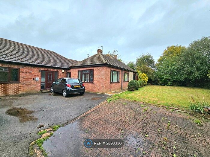3 Bedroom Bungalow To Rent In Backgate, Spalding, PE12