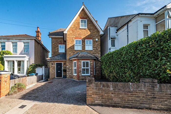 4 Bedroom Detached House For Sale In Grove Lane, Kingston Upon Thames, KT1