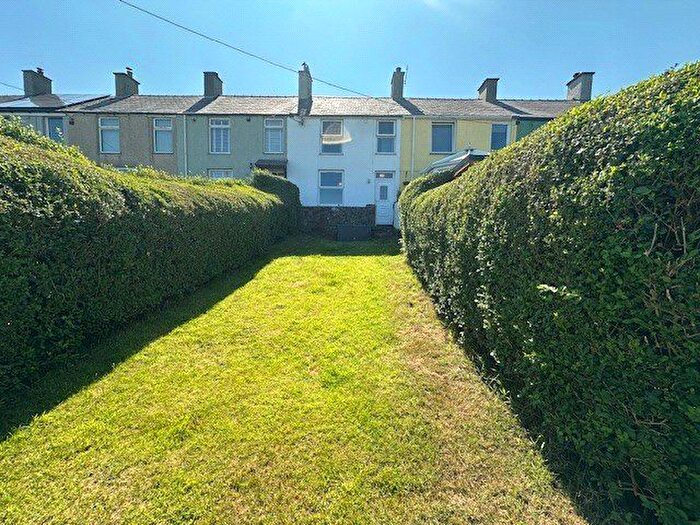 2 Bedroom Terraced House For Sale In Rhosgadfan, Caernarfon, Gwynedd, LL54