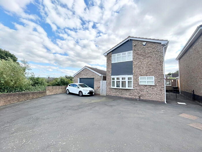 3 Bedroom Detached House For Sale In Nuthatch Drive, Amblecote, Brierley Hill, DY5