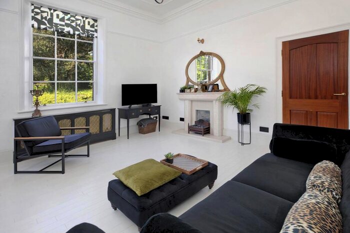 2 Bedroom Apartment For Sale In Oxton House, Oxton, Nr Kenton, EX6