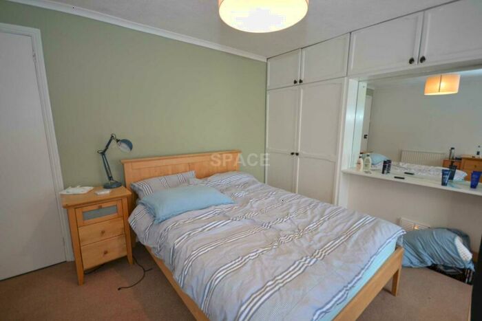 3 Bedroom Terraced House To Rent In Hatherley Road, Reading, RG1