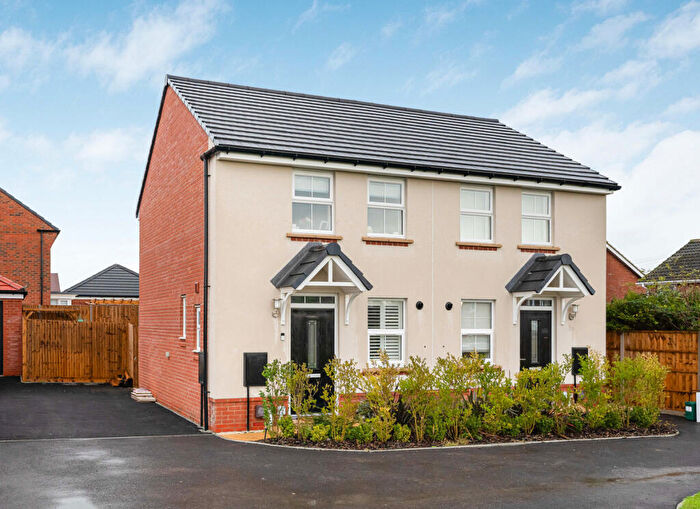 2 Bedroom Semi-Detached House For Sale In Gerard Avenue, Wallingford, OX10