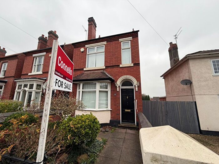 3 Bedroom Detached House For Sale In Station Street, Cheslyn Hay, Walsall, WS6