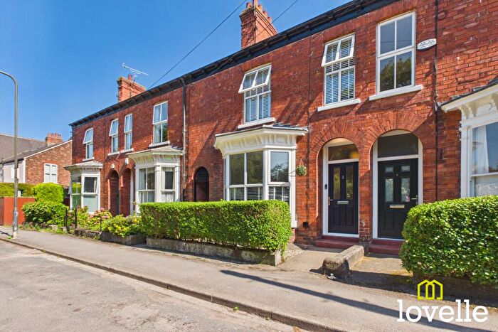 3 Bedroom Terraced House For Sale In Arlington Avenue, Cottingham, HU16
