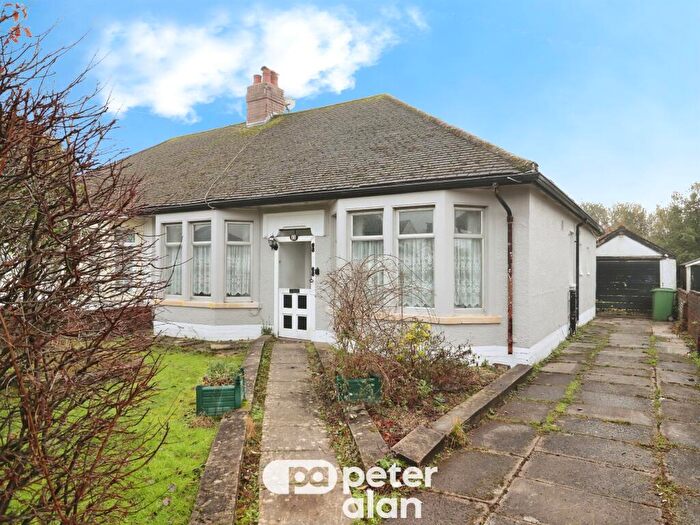 3 Bedroom Semi-Detached Bungalow For Sale In Heol Nest, Cardiff, CF14