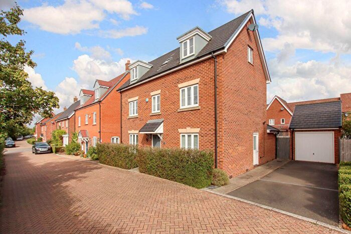 5 Bedroom Detached House For Sale In Bolebec End, Pitstone, LU7