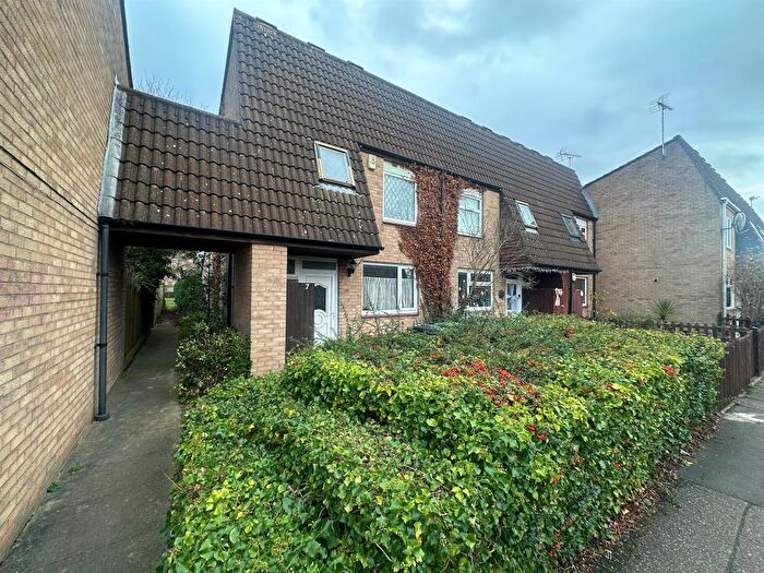 3 Bedroom End Of Terrace House For Sale In Paynels, Orton Goldhay, Peterborough, PE2