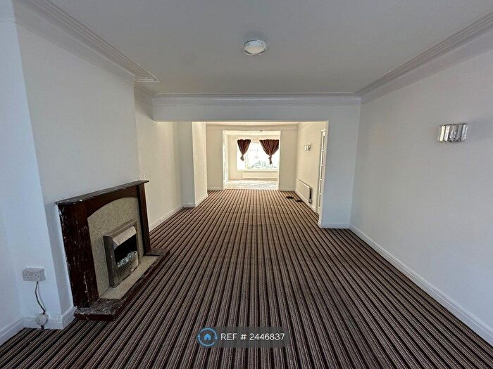 3 Bedroom Semi-Detached House To Rent In Nightingale Road, London, N9