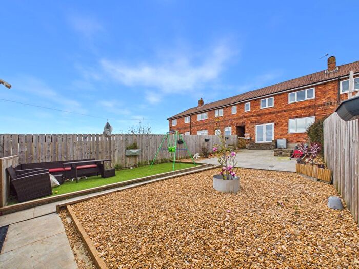 3 Bedroom Terraced House For Sale In St Peters Road, Whitby, YO22