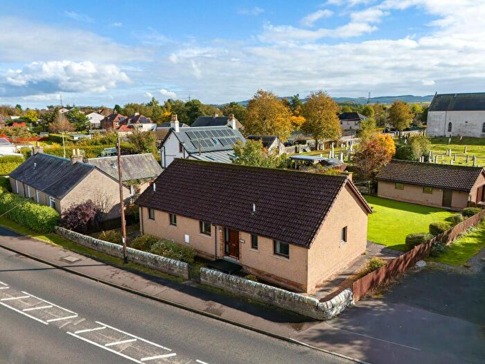 3 Bedroom Detached Bungalow For Sale In Main Street, Crook Of Devon, KY13