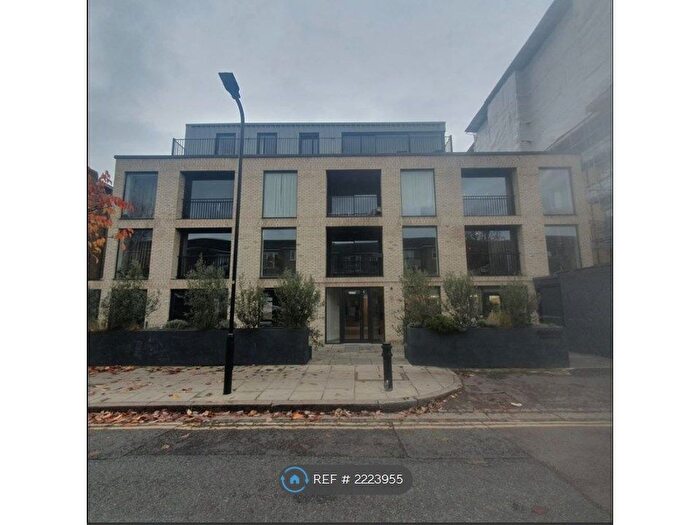 2 Bedroom Flat To Rent In Penworks House, London, E9