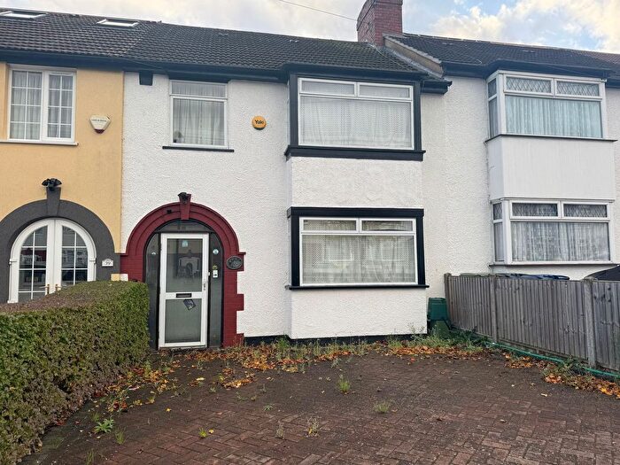 3 Bedroom Terraced House For Sale In Clauson Avenue, Northolt, UB5