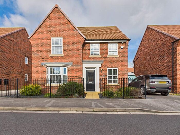 4 Bedroom Flat For Sale In Lawrance Avenue, Anlaby, Hull, HU10