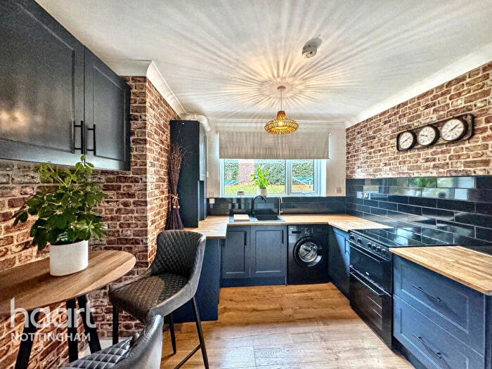 2 Bedroom Apartment For Sale In Conway Road, Nottingham, NG4