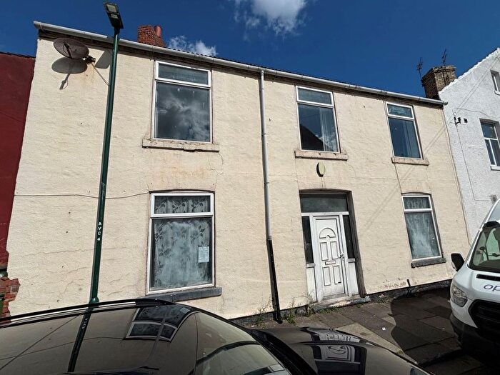 3 Bedroom End Of Terrace House For Sale In Cleveland Street, Redcar, Cleveland, TS10