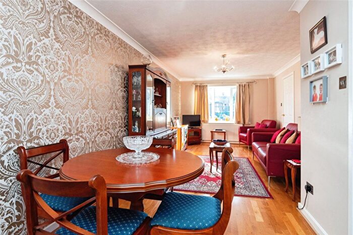 3 Bedroom Terraced House For Sale In Parsonage Road, Tunbridge Wells, Kent, TN4