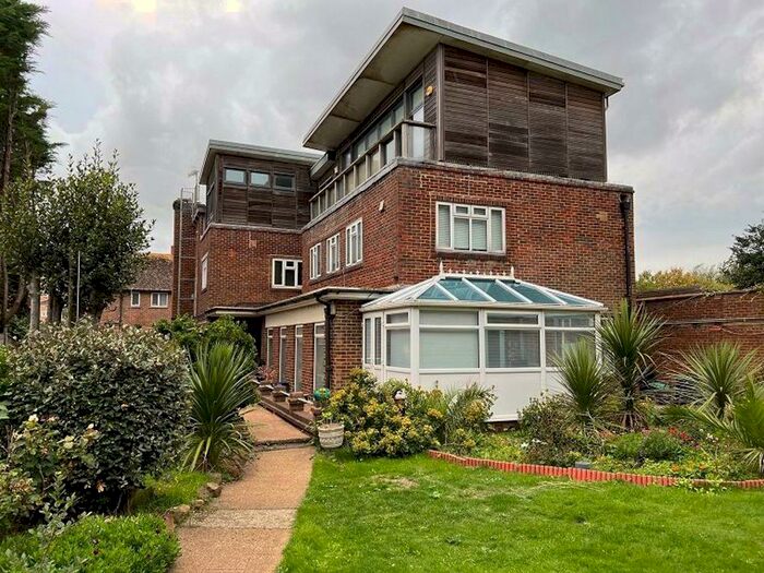 1 Bedroom Flat To Rent In Viceroy Lodge Hove, BN3