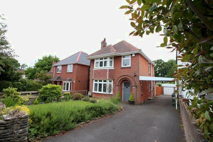 3 Bedroom Detached House To Rent In Douglas Crescent, Bitterne, SO19