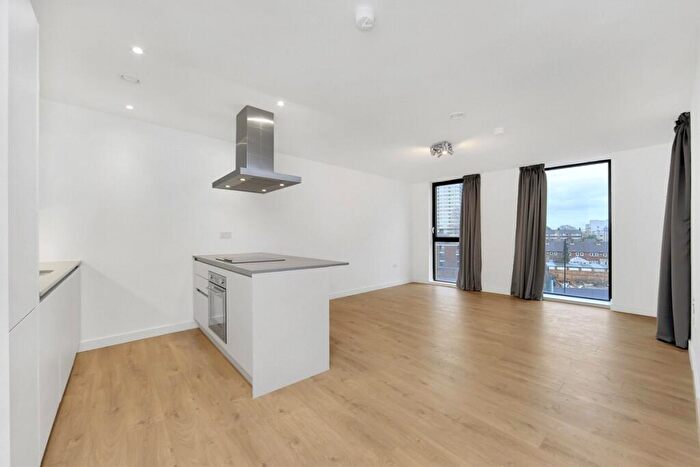 2 Bedroom Apartment To Rent In Leyton Road, London, E15