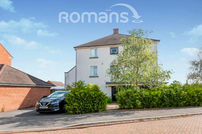 4 Bedroom Semi-Detached House To Rent In Ilsley Road, Marnel Park, RG24