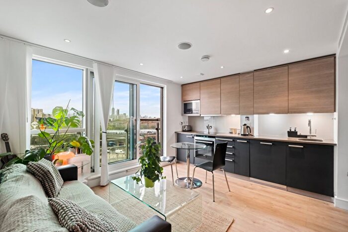 1 Bedroom Flat To Rent In Anchor House, St. George Wharf, SW8