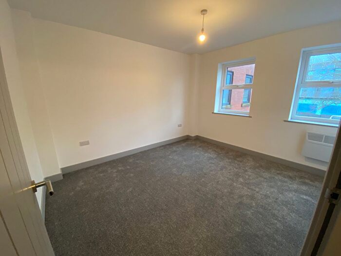 1 Bedroom Flat To Rent In Portland Place, Doncaster, DN1