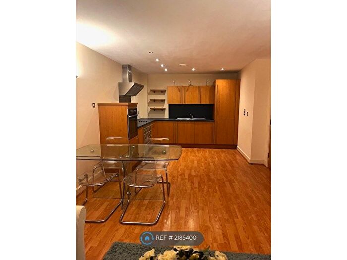 2 Bedroom Flat To Rent In Browning Street, Birmingham, B16