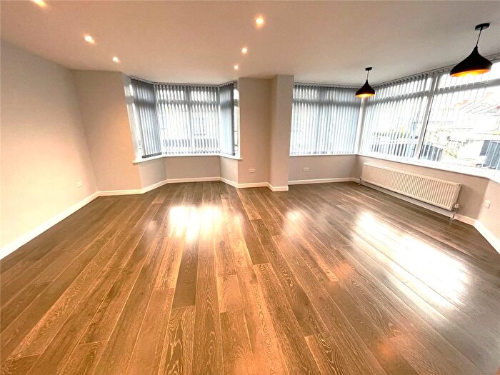 5 Bedroom End Of Terrace House To Rent In York Road, Torpoint, Cornwall, PL11