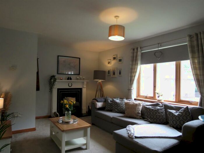 2 Bedroom Flat For Sale In Castlehill Drive, Inverness, IV2