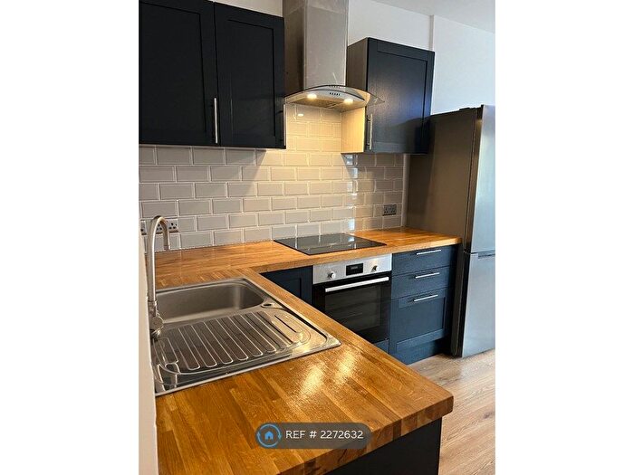 1 Bedroom Flat To Rent In Upper Green East, Mitcham, CR4