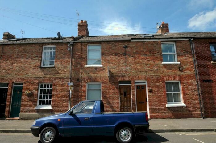 5 Bedroom House To Rent In Denmark Street, OX4