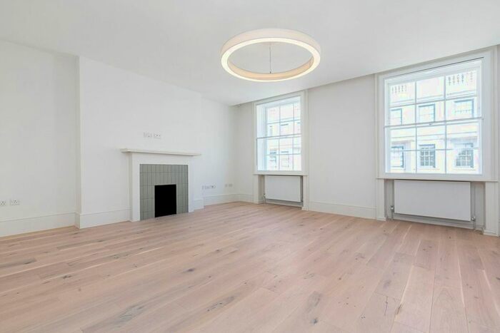 1 Bedroom Flat To Rent In Devonshire Street, London, W1G