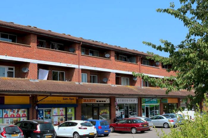 2 Bedroom Flat To Rent In Savile Way, Grove, Wantage, OX12