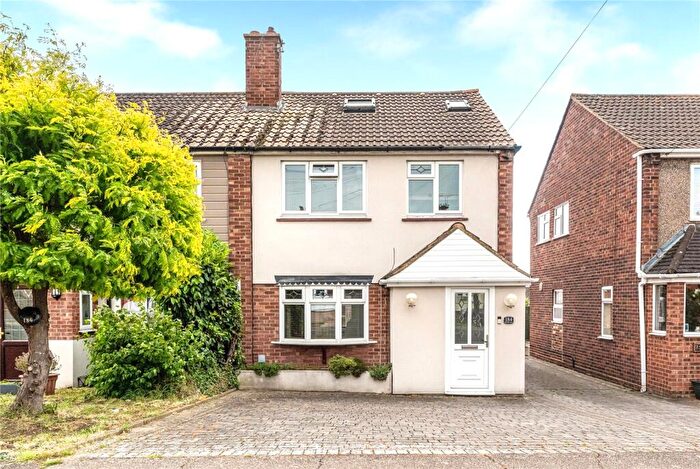 3 Bedroom Semi-Detached House For Sale In Abbotts Drive, Stanford-le-Hope, Essex, SS17