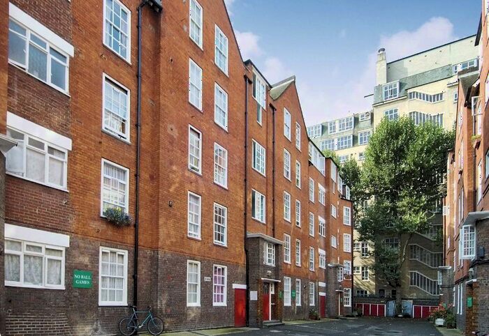 2 Bedroom Flat To Rent In Herbrand Street, London, WC1N