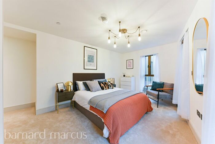 1 Bedroom Flat For Sale In Abbey Wall, Station Road, London, SW19