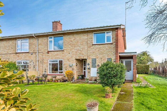 2 Bedroom Flat For Sale In Addison Close, Coltishall, Norwich, NR12