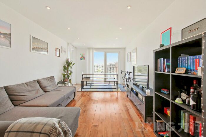 1 Bedroom Flat To Rent In De Beauvoir Crescent, London, N1