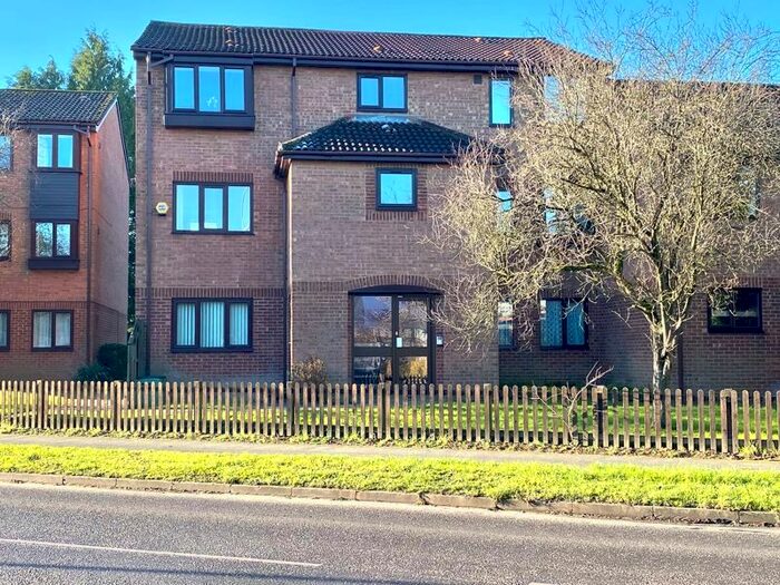 1 Bedroom Flat To Rent In Forge Field, Shepherds Spring Lane, Andover SP10