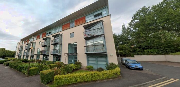 2 Bedroom Flat To Rent In North Werber Road, Edinburgh, EH4