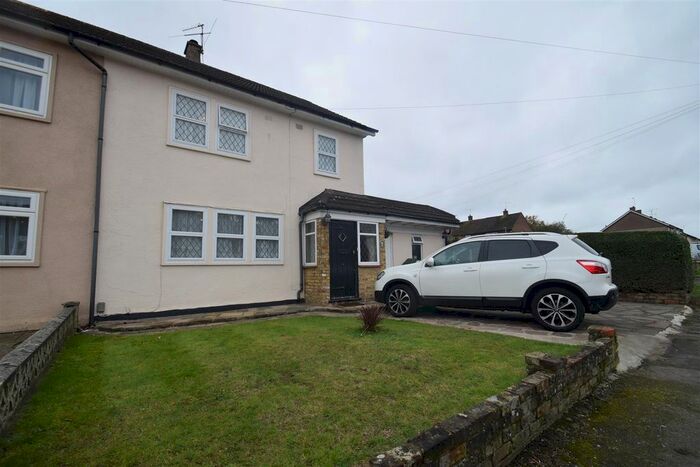 4 Bedroom Semi-Detached House To Rent In Fulford Grove, Watford, WD19