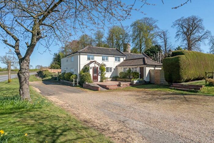 3 Bedroom Detached House For Sale In Mettingham, Bungay, NR35