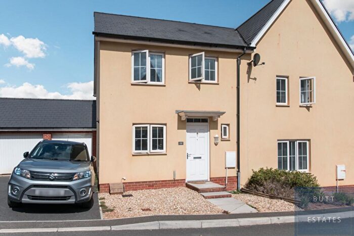 3 Bedroom Semi Detached House For Sale In Old Park Avenue, Exeter, EX1