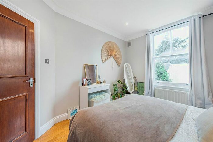 1 Bedroom Flat To Rent In Wray Crescent, Finsbury Park, N4