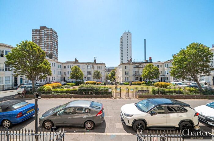 1 Bedroom Flat To Rent In Clarence Square, Brighton, East Sussex, BN1