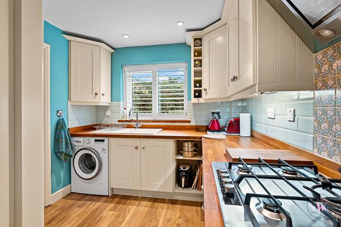 3 Bedroom Semi-Detached House For Sale In Wentworth Close, Rudheath, Northwich, CW9