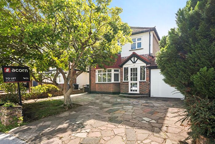 4 Bedroom Detached House To Rent In Graham Close, Shirley, CR0