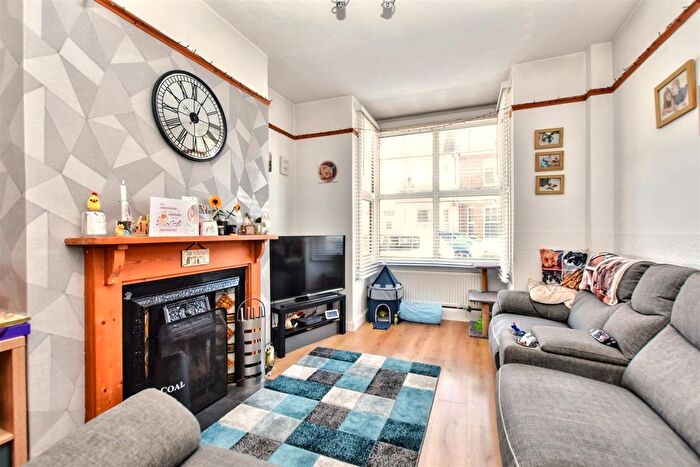3 Bedroom Terraced House For Sale In Albion Road, Eastbourne, BN22