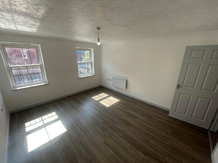 2 Bedroom Apartment To Rent In Foundry Court, NR1